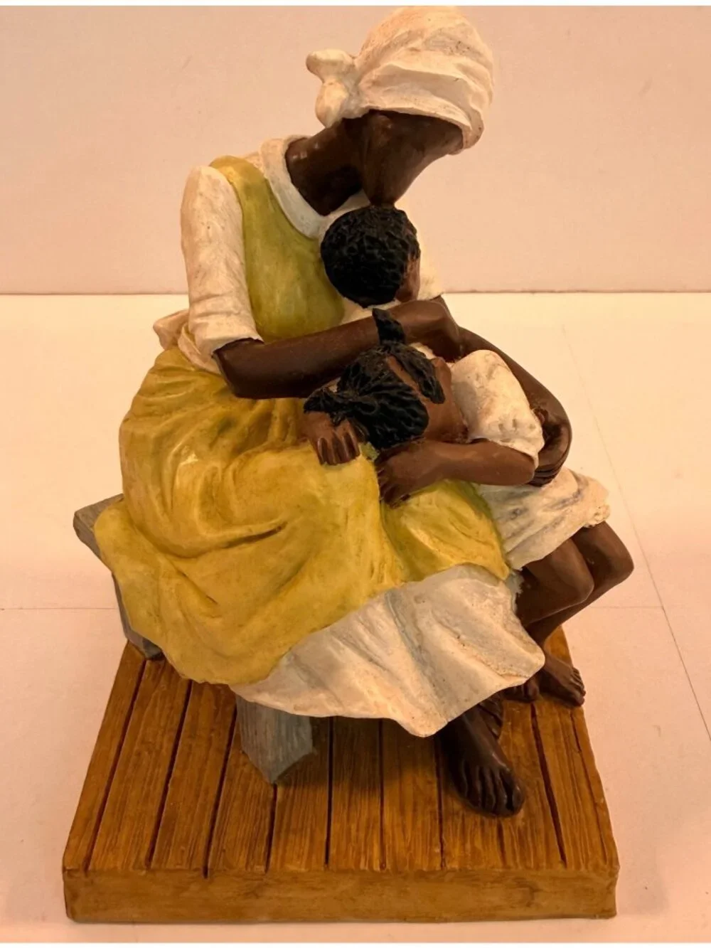 Vintage Annie Lee Loving Arms Sass n Class African American Figurine 1998